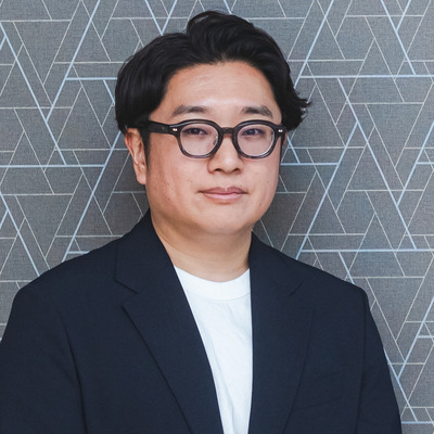 小田 志門 氏